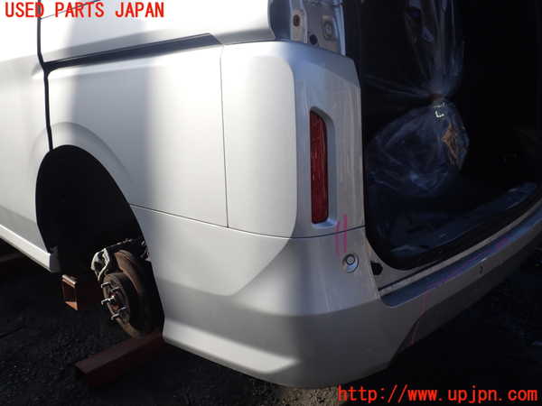 1UPJ-9237971610]セレナ(NC28 C28系)リアバンパー 中古_5