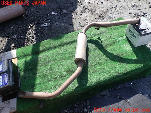 1UPJ-9237972671]セレナ(NC28 C28系)リアマフラー1 中古_2