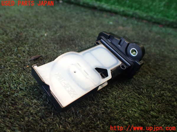 1UPJ-9237976320]セレナ(NC28 C28系)エアフロメーター 中古_2