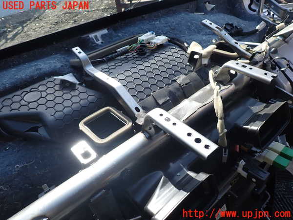 1UPJ-9237976081]セレナ(NC28 C28系)エバポレーター1 中古_2