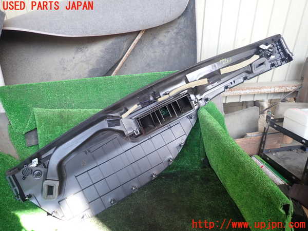 1UPJ-9237977505]セレナ(NC28 C28系)ダッシュボード 中古_4