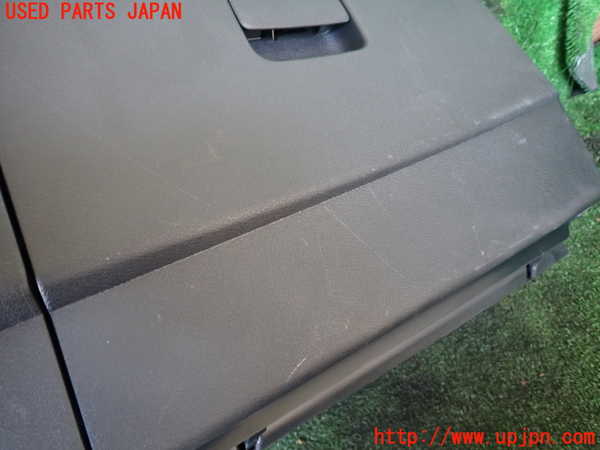 1UPJ-9237977516]セレナ(NC28 C28系)グローブボックス1 中古_2