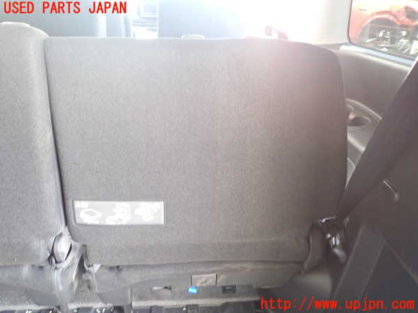 1UPJ-9237977235]セレナ(NC28 C28系)右3列目シート 中古_4