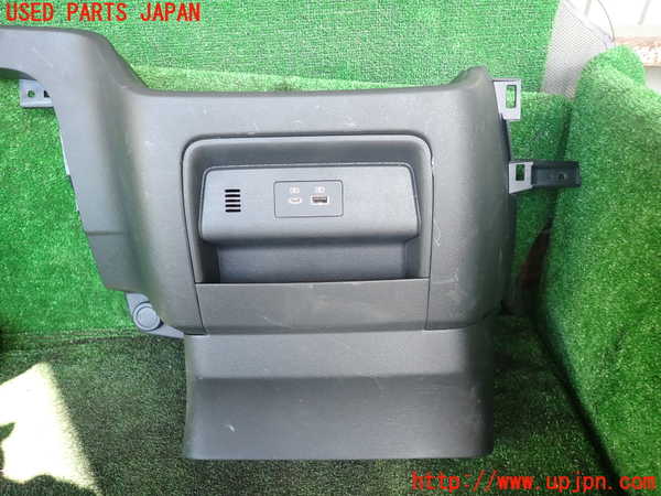 1UPJ-9237977549]セレナ(NC28 C28系)コンソール 中古_2