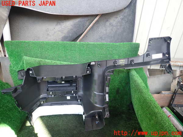 1UPJ-9237977549]セレナ(NC28 C28系)コンソール 中古_4