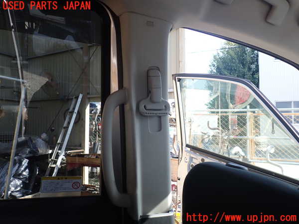 1UPJ-9237977670]セレナ(NC28 C28系)左センターピラートリム 中古_2