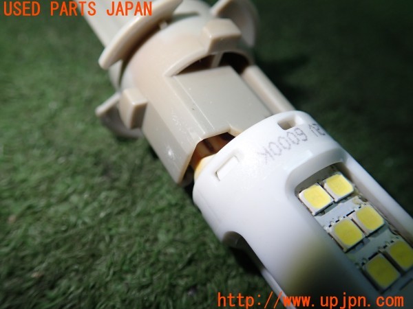3UPJ=9237980505]インプレッサ WRX-STI(GRB A型)PHILIPS フィリップス 12V 6000K LEDバルブ KOITO 2極 コネクター付き 中古_2