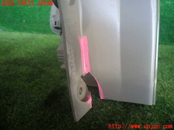 2UPJ-9237981530]インプレッサ WRX-STi(GRB)右テールランプ (ジャンク品) 中古_2