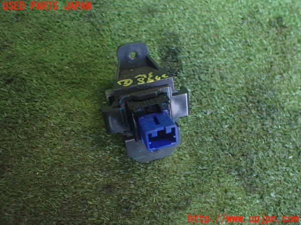 2UPJ-9237986307]インプレッサ WRX-STi(GRB)スイッチ2 (横滑り防止OFF) 中古_2