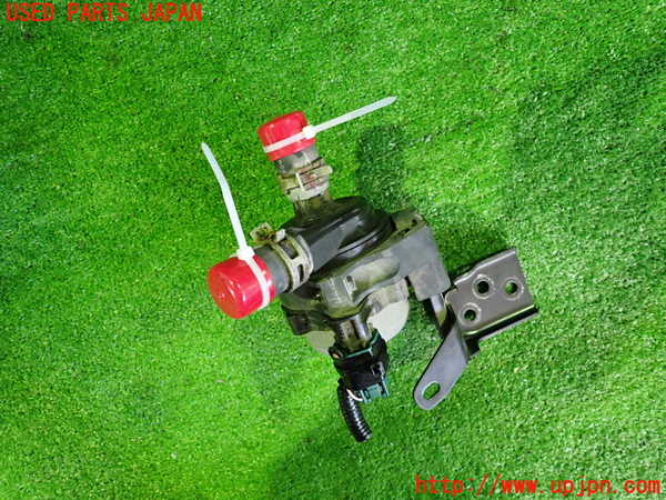 2UPJ-9237992110]アウトランダーPHEV(GN0W)ウォーターポンプ 中古_2