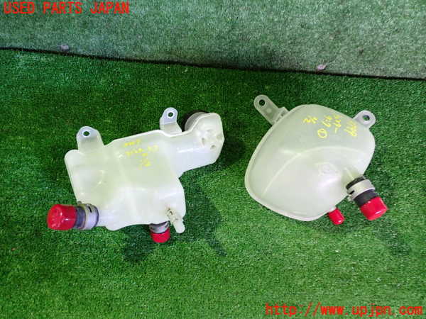 2UPJ-9237992410]アウトランダーPHEV(GN0W)ラジエータータンク 中古_2