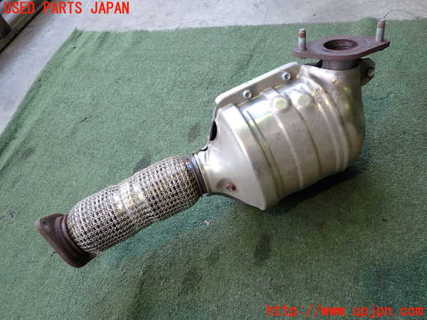 2UPJ-9237992661]アウトランダーPHEV(GN0W)触媒1 中古_2