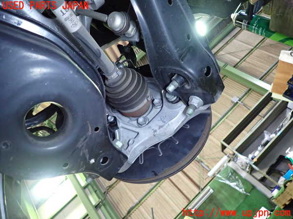 2UPJ-9237994305]アウトランダーPHEV(GN0W)左リアナックルハブ 中古_2