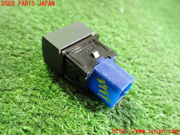 2UPJ-9237996308]アウトランダーPHEV(GN0W)スイッチ3(タイマー充電OFF) 中古_3