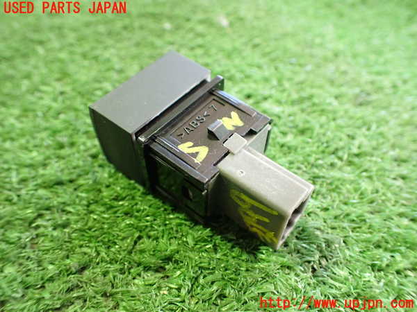 2UPJ-9237996312]アウトランダーPHEV(GN0W)スイッチ7(バックドア リアゲート) 中古_2