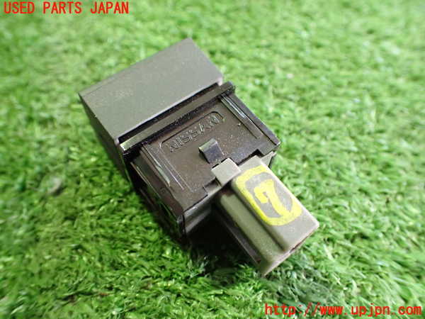 2UPJ-9237996312]アウトランダーPHEV(GN0W)スイッチ7(バックドア リアゲート) 中古_3