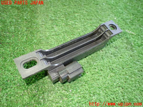 2UPJ-9237996383]アウトランダーPHEV(GN0W)センサー3 中古_2