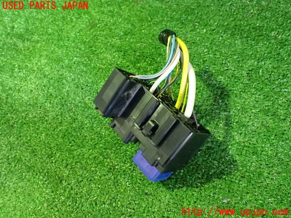 2UPJ-9237996741]アウトランダーPHEV(GN0W)ヒューズボックス1(室内運転席側) 中古_3