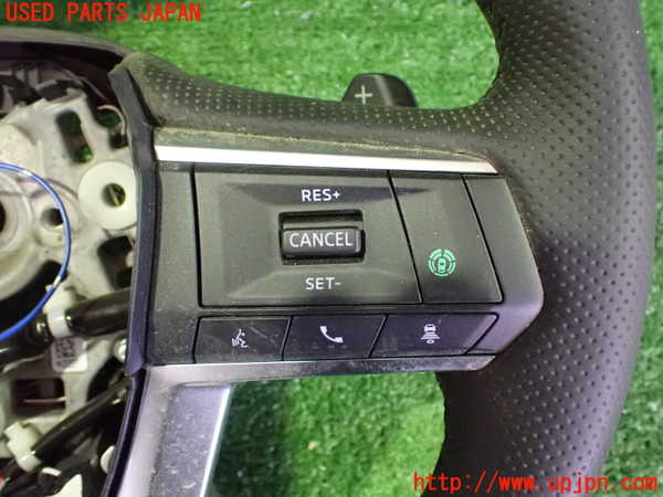 2UPJ-9237997855]アウトランダーPHEV(GN0W)ステアリングホイール 中古_4