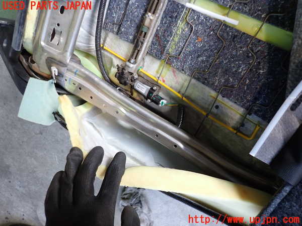 2UPJ-9237997035]アウトランダーPHEV(GN0W)運転席シート ジャンク_5