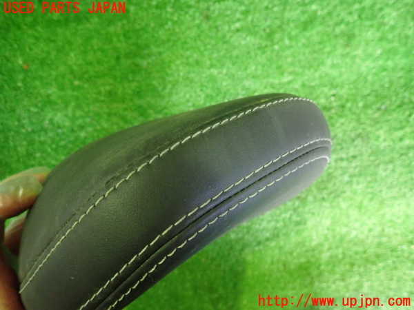 2UPJ-9237997180]アウトランダーPHEV(GN0W)左2列目ヘッドレスト 中古_3