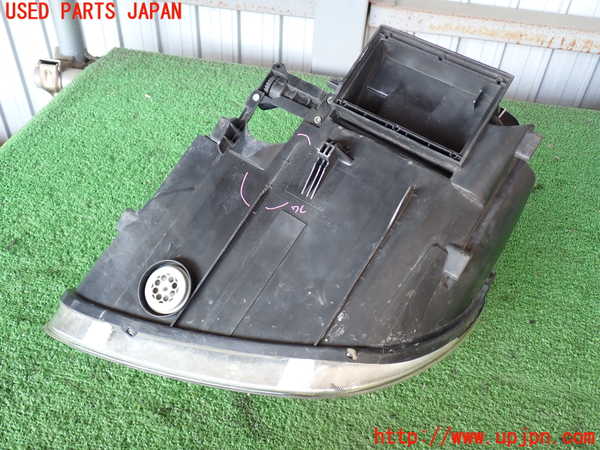 2UPJ-9238001130]ポルシェ・カイエン(9PABFD)右ヘッドライト ハロゲン 中古_4