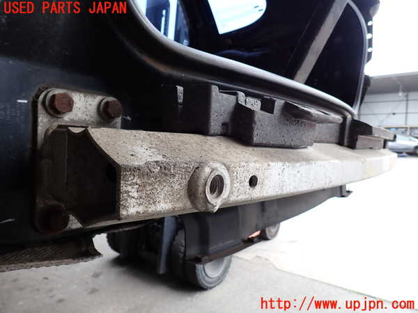 2UPJ-9238001614]ポルシェ・カイエン(9PABFD)リアバンパーホースメント 中古_2