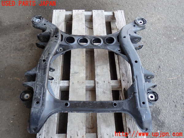 2UPJ-9238005285]ポルシェ・カイエン(9PABFD)フロントメンバー 中古_3