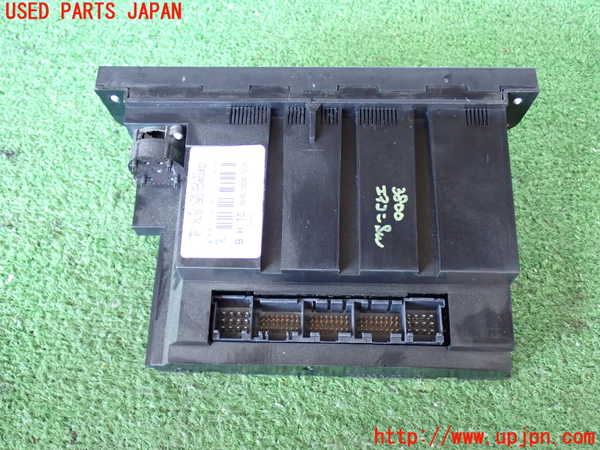 2UPJ-9238006066]ポルシェ・カイエン(9PABFD)エアコンスイッチ1 中古_3