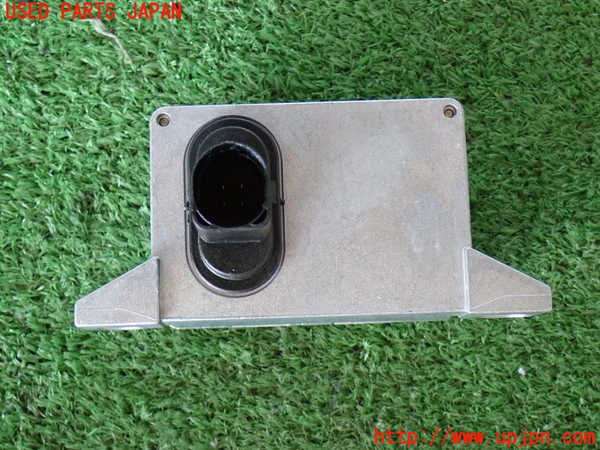 2UPJ-9238006381]ポルシェ・カイエン(9PABFD)センサー1 中古_2