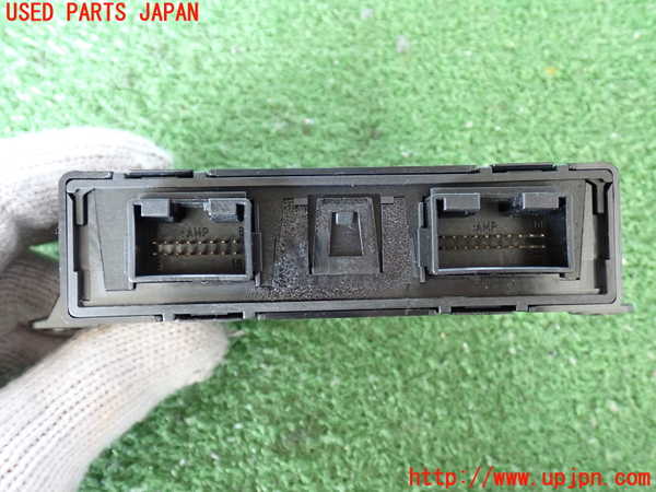 2UPJ-9238006150]ポルシェ・カイエン(9PABFD)コンピューター5 中古_2