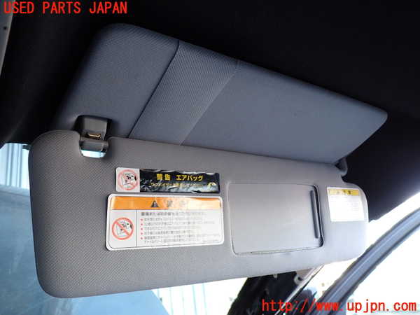 2UPJ-9238007625]ポルシェ・カイエン(9PABFD)室内サンバイザー右側 中古_2