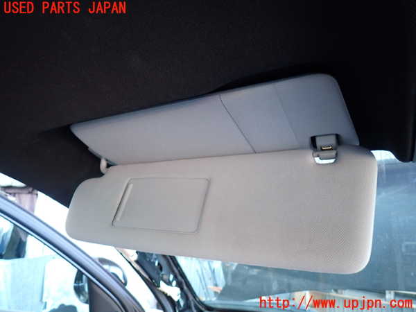 2UPJ-9238007630]ポルシェ・カイエン(9PABFD)室内サンバイザー左側 中古_2