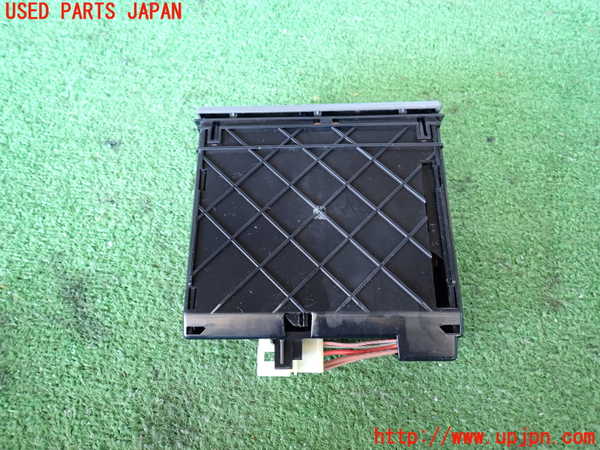 2UPJ-9238007821]ポルシェ・カイエン(9PABFD)灰皿1 中古_3