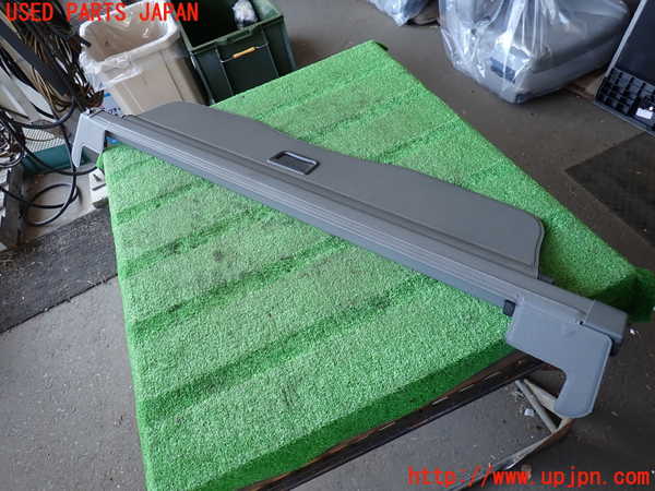 2UPJ-9238007761]ポルシェ・カイエン(9PABFD)トノカバー1 中古_2