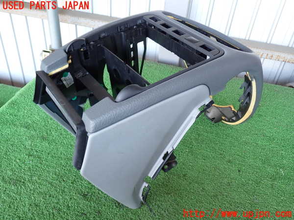 2UPJ-9238007549]ポルシェ・カイエン(9PABFD)コンソール 中古_3