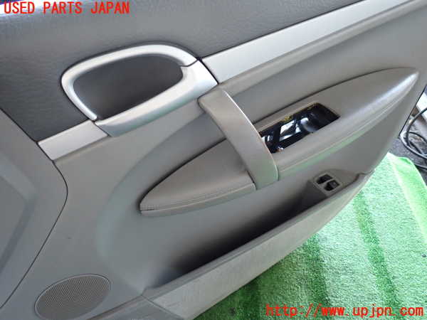 2UPJ-9238001234]ポルシェ・カイエン(9PABFD)右前ドア内張り 中古_4