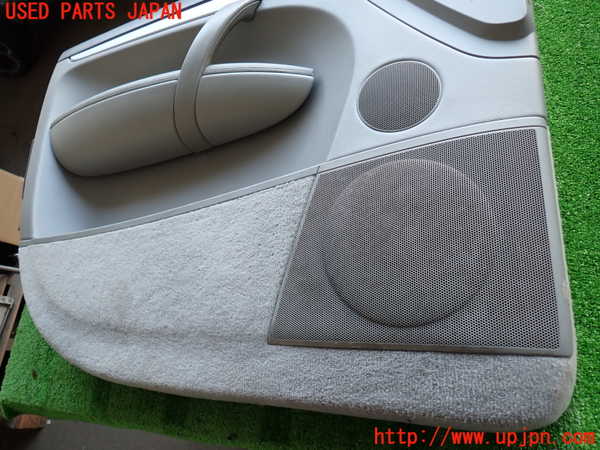 2UPJ-9238001264]ポルシェ・カイエン(9PABFD)左前ドア内張り 中古_2