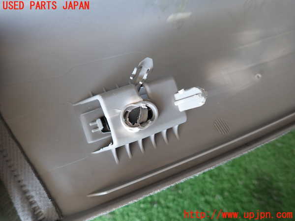 2UPJ-9238007660]ポルシェ・カイエン(9PABFD)左フロントピラートリム 中古_4