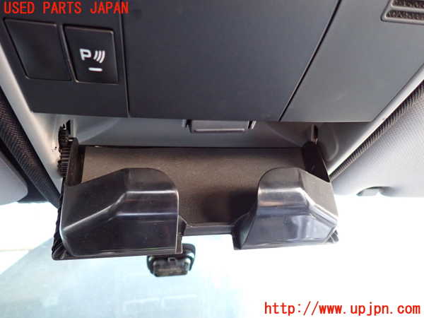 2UPJ-9238006411]ポルシェ・カイエン(9PABFD)ルームランプ1 (1列目真中) 中古_2