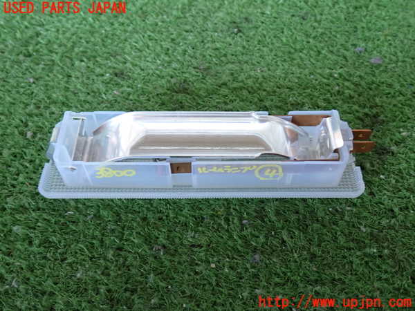 2UPJ-9238006414]ポルシェ・カイエン(9PABFD)ルームランプ4 (ラゲッジ真中) 中古_2