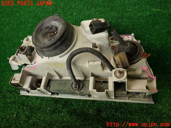 2UPJ-9238011132]グロリア ワゴン(WY30)左ヘッドライト ハロゲン ジャンク_2