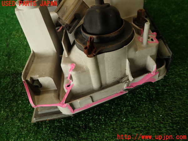 2UPJ-9238011132]グロリア ワゴン(WY30)左ヘッドライト ハロゲン ジャンク_3