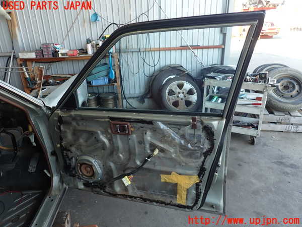 2UPJ-9238011230]グロリア ワゴン(WY30)右前ドア 中古 ASAHI M274 43R-00034_4