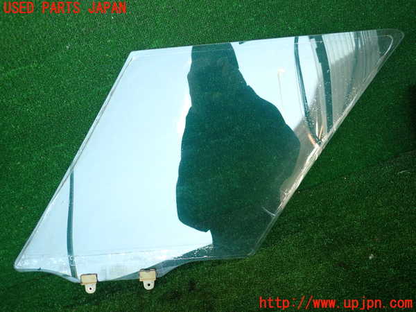 2UPJ-9238011372]グロリア ワゴン(WY30)左サイドセンターガラス 中古古 ASAHI M273 43R-00033_5