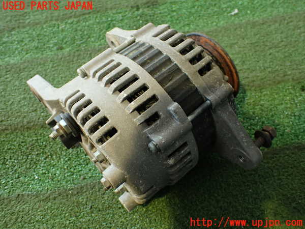 2UPJ-9238016015]グロリア ワゴン(WY30)オルタネーター(ダイナモ) 中古_2
