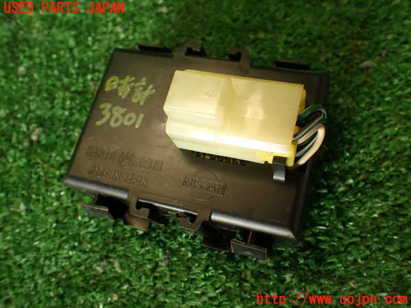 2UPJ-9238017850]グロリア ワゴン(WY30)時計 中古_3