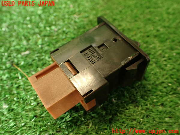 2UPJ-9238016308]グロリア ワゴン(WY30)スイッチ3(リアワイパー) 中古_3