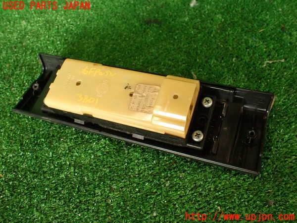2UPJ-9238016240]グロリア ワゴン(WY30)右前パワーウィンドウスイッチ 中古_4