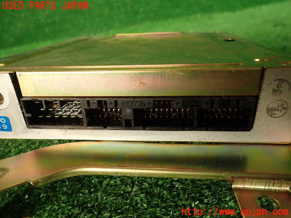 2UPJ-9238016110]グロリア ワゴン(WY30)エンジンコンピューター 中古_3